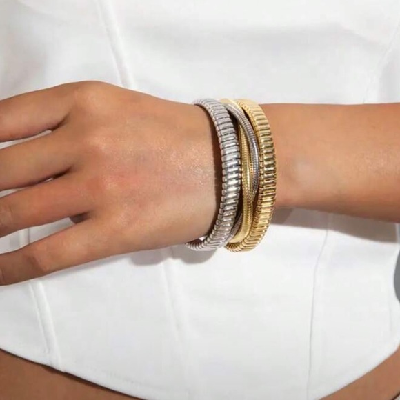 Stunning Modern Gold & Silver Double Layered Cuff Bracelet - Picture 4 of 6